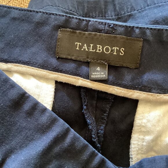 Talbots Women's‎ Navy Blue Chino Shorts Size 4 - Picture 2 of 5